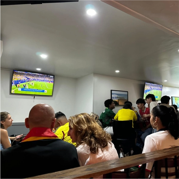 gallery 2 pizza village